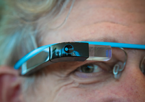 Cận cảnh Google Glass.