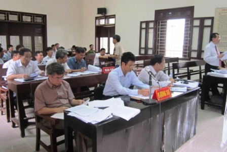 Các bên tham gia phần tranh luận t