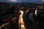 Venezuela mất điện trên diện rộng ngày thứ 4: Người dân tức giận, mệt mỏi và sợ hãi