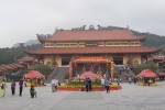 Chùa Ba Vàng: 40 tăng ni từng bỏ đi vì không chịu đựng được