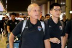 Về nước, HLV U23 Thái Lan nói "chiến thuật Park Hang Seo bình thường thôi"
