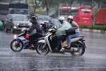 TP.HCM xuất hiện mưa "vàng" giải nhiệt