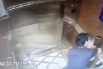 Dâm ô trẻ em trong thang máy: Cần khởi tố vụ án để điều tra