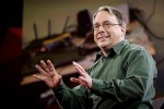 Cha đẻ Linux: "Facebook, Twitter, Instagram là rác rưởi"