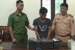 Bắt vụ vận chuyển 26 bánh heroin