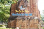 Khoan đục tháp Chăm treo bảng quảng bá du lịch: Không xin ý kiến lãnh đạo Sở