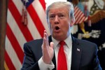 Trump dọa hủy diệt Iran nếu Tehran gây chiến
