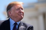 Tổng thống Trump khẳng định kinh tế Trung Quốc không thể "vượt mặt" Mỹ