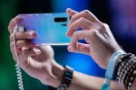 Nhà mạng lớn nhất Nhật Bản xem xét dừng bán điện thoại Huawei