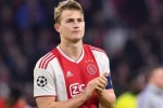 Ra tối hậu thư cho Barca, "viên ngọc" Ajax chờ ngày lên đường đến M.U