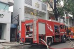 Cháy căn nhà 2 tầng giữa Sài Gòn, cả khu phố hốt hoảng