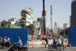 Bloomberg: Bất động sản TP.HCM có thể phát triển giống Thượng Hải, nhưng người Trung Quốc đầu tư nhiều cũng chưa hẳn tốt