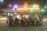 Người dân thức đêm ngăn thu phí ở trạm BOT Hoà Lạc