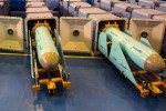 Tướng Iran khoe tên lửa đủ sức đánh trúng tàu sân bay