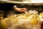 Ngày 24/6: Giá vàng thế giới tiếp tục đi lên, giá vàng SJC “bình lặng”