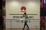 Bloomberg: Nhân viên Huawei hợp tác nghiên cứu với quân đội TQ