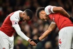 Aubameyang nói vài lời, fan Arsenal "tê tái" vì quá hạnh phúc