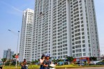 Thị trường căn hộ Hà Nội và TP.HCM: Bên nắng đốt, bên mưa quây