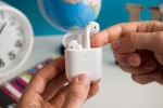 AirPods là tai nghe không dây phổ biến nhất thế giới, kế đến là Galaxy Buds của Samsung