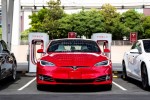 Báo cáo khoa học mới cho thấy Tesla sắp cho ra mắt công nghệ pin xe điện vận hành suốt 1.609.344km mới hỏng