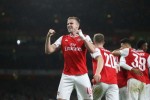 Vì sao Emery luôn thay đổi xoành xoạch? Emmanuel Petit có đáp án