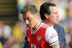 Emery tuyên bố Ozil không xứng đáng ngồi dự bị, chỉ ra cách duy nhất để được thi đấu