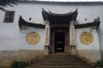 Đại diện dòng họ vua Mèo đòi giải tán Ban quản lý di tích Nhà Vương