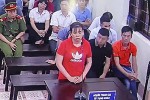 Xét xử gian lận thi cử ở Hà Giang: Làm rõ chi tiết con lợn nhựa chứa thẻ nhớ