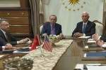 Tiết lộ 9 giờ đàm phán chóng vánh dẫn tới thỏa thuận "ngừng bắn" ở Syria