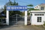 Đình chỉ công tác thầy giáo 55 tuổi làm học sinh mang bầu