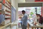 Quản lý Apple đến cửa hàng ở VN ngày mở bán iPhone 11