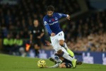 Everton ra thông báo về chấn thương khủng khiếp của Gomes, điều tồi tệ đã đến