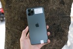 iPhone 11 xách tay giảm giá mạnh, sắp ngang giá Mỹ