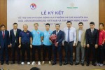Lộ diện đại gia hỗ trợ VFF trả lương HLV Park Hang Seo