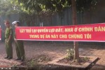 Vì sao hàng chục cựu cán bộ Công an H.Đông Anh căng băng rôn đòi đất?