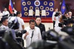 Tổng thống Philippines "không thấy vấn đề gì" việc Trung Quốc kiểm soát lưới điện