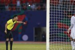 Thủ môn Thái Lan: "Thật vớ vẩn khi Việt Nam được đá lại phạt đền"