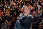 CEO Tim Cook: "iPhone vẫn chưa trưởng thành"