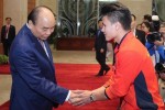 Thủ tướng: "Chiến thắng của đội tuyển bóng đá truyền cảm hứng phát triển"