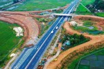 Bộ GTVT phê bình, VEC vẫn “bỏ mặc” vòng xoay cao tốc 34.500 tỷ sạt lở