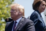 Tổng thống Trump từng thúc giục Chủ tịch Hạ viện Pelosi đẩy mạnh luận tội