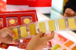 Giá vàng trong nước tăng mạnh, thu hẹp khoảng cách với giá thế giới