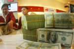 Giá USD ngày 3.2: Tăng trong cơn bão dịch cúm virus Corora
