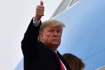 Ông Trump thắng bầu cử sơ bộ đầu tiên