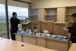 Tạm giữ hàng chục nghìn khẩu trang không rõ nguồn gốc vận chuyển bằng đường không