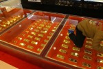 Dịch corona hạ nhiệt, nhà đầu tư thế giới bán vàng