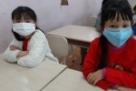 Sao lại mở trường vào lúc này?