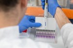 Nhật Bản thử nghiệm thành công kết hợp thuốc HIV/AIDS điều trị Covid-19