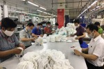 Doanh nghiệp dệt may "biến nguy thành cơ" thời COVID-19