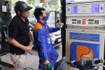 Giá xăng chỉ giảm hơn 600 đồng/lít vì phải trích lập quỹ nhiều